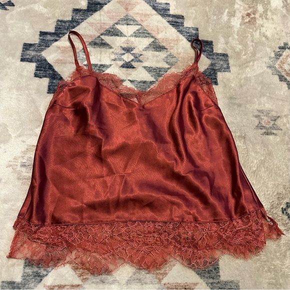 Victoria's Secret Other - Victoria Secret Elegant Burgandy Lace Trim Camisole sz XS
